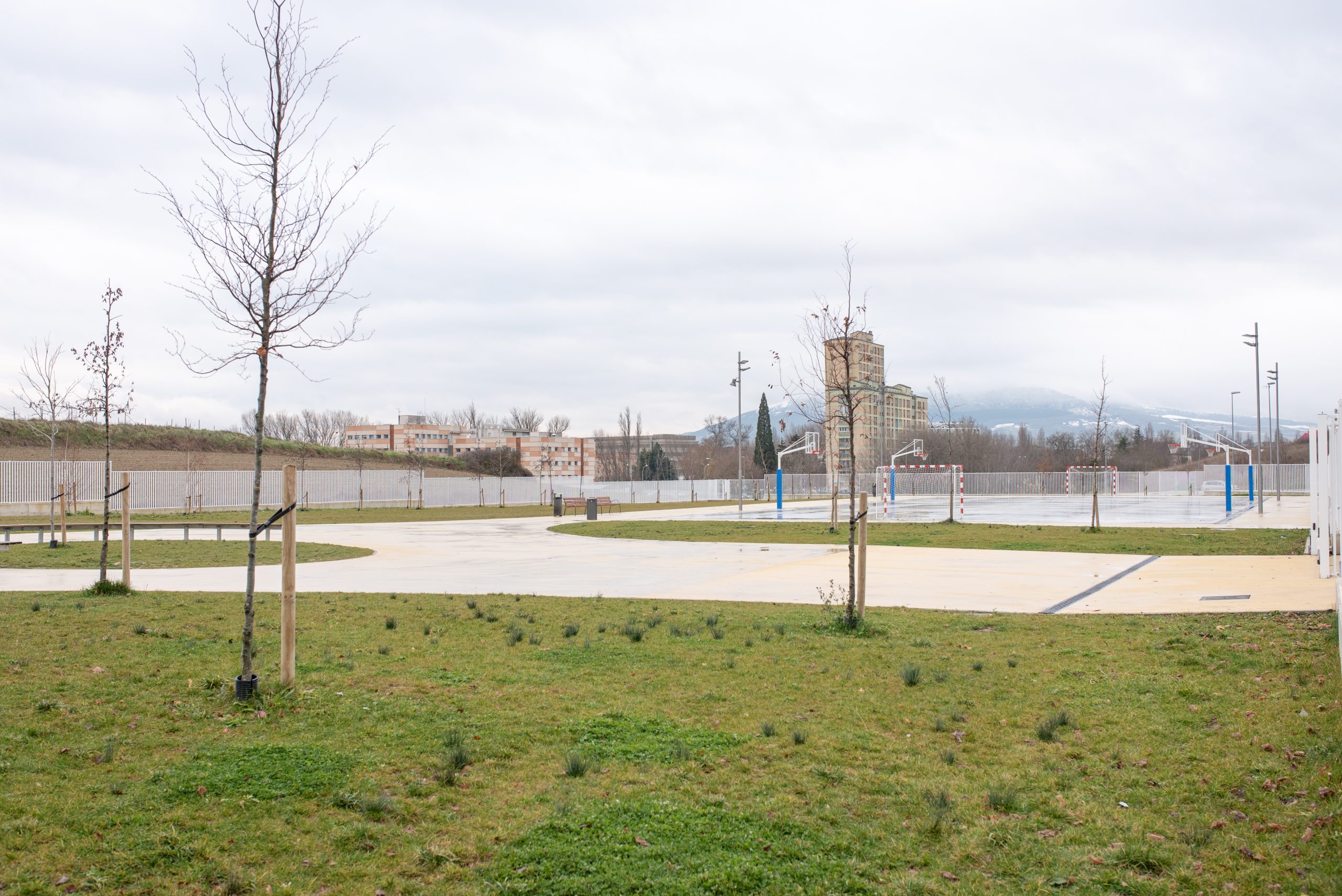 CP Paderborn-Lezkairu Campo Futbol Baloncesto